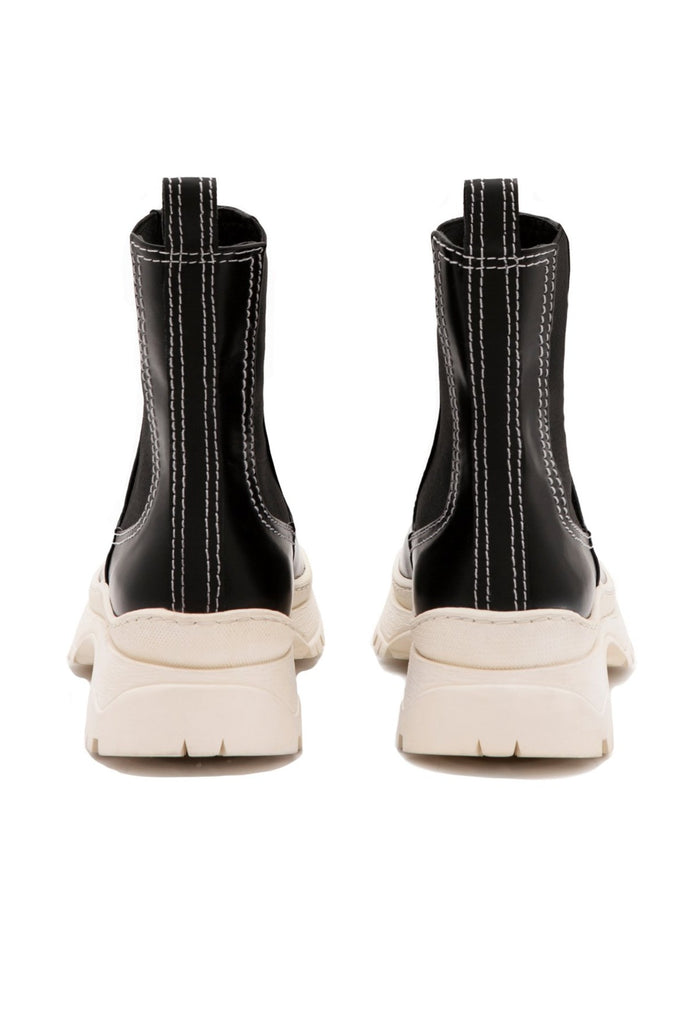 nico / black boxcalf | Nicole Saldaña Footwear